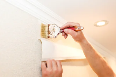 Pose de papier peint à Recurt — revêtements muraux et toiles de verre